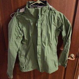 REI Women's Green Nylon Rain Jacket